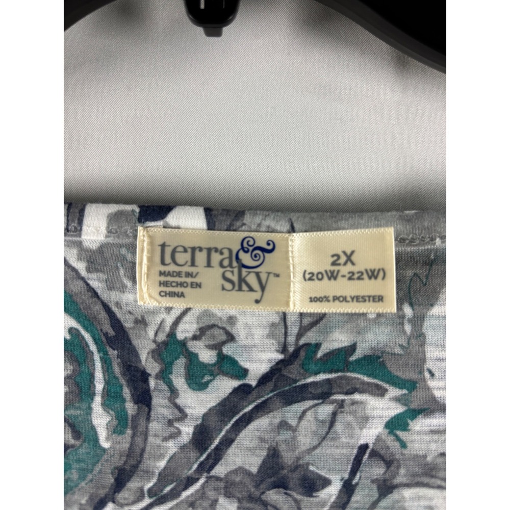 Terra & Sky Womens 2X Plus Paisley V-Neck Top Blue Teal Rhinestone Short Sleeve - Picture 2 of 4